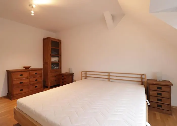 Schoeneberg Live&work *